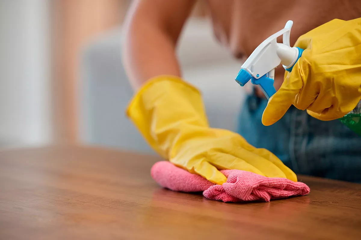 Ontsmettingsmiddelen beloven om 99,9% van de bacteriën te doden